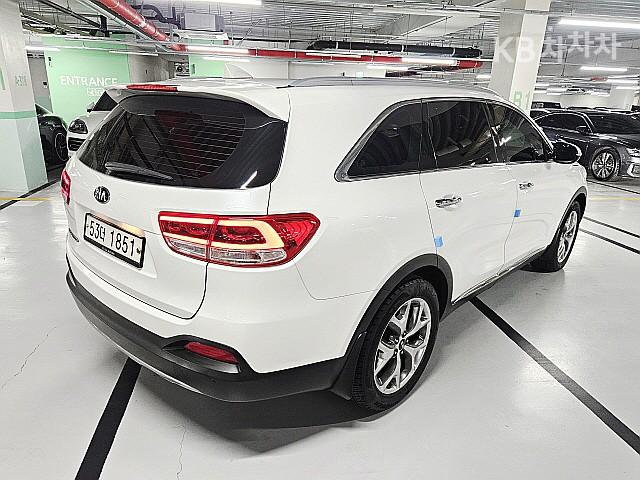 Kia Sorento Diesel 2.0 2WD Prestige 9