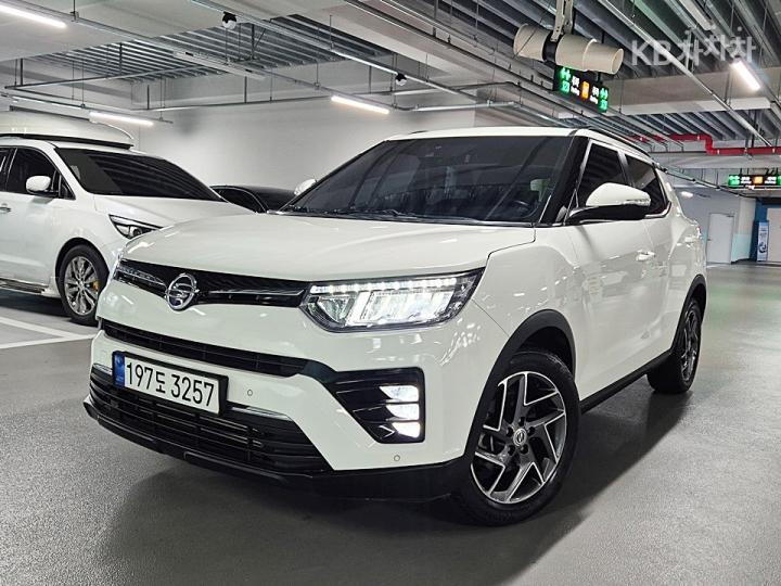 KG Mobility (Ssangyong) Tivoli Gasoline V3 2WD Base Type 2