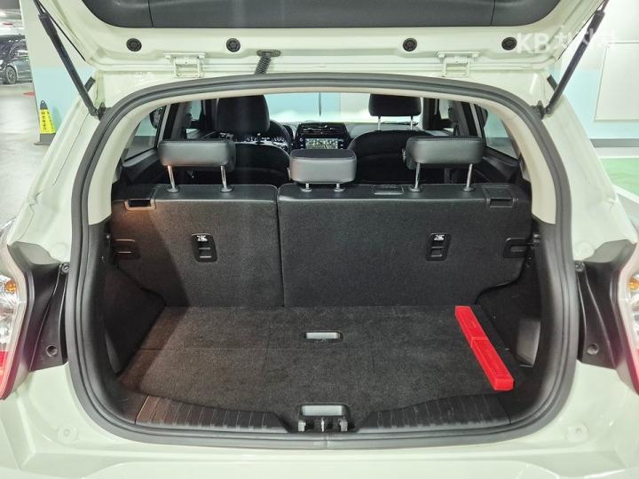 KG Mobility (Ssangyong) Tivoli Gasoline V3 2WD Base Type 10