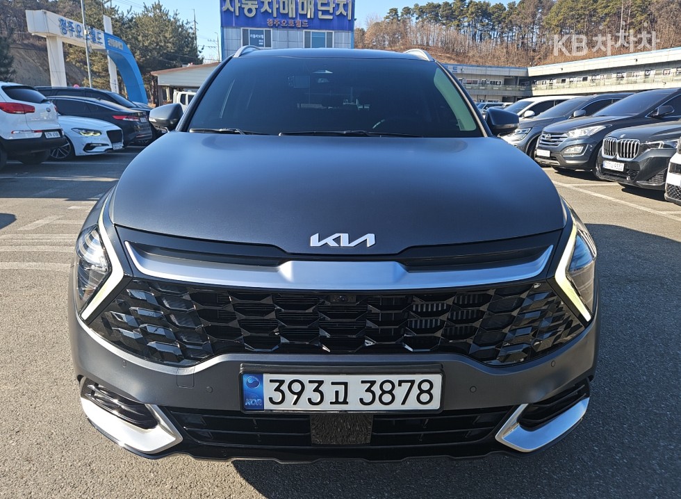 2022 - kia sportage