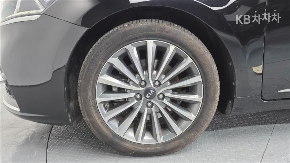 2019 - kia k7