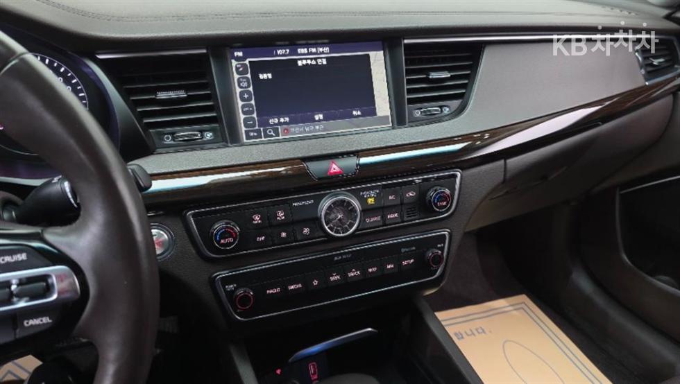 2019 - kia k7