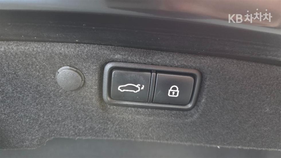 2019 - kia k7