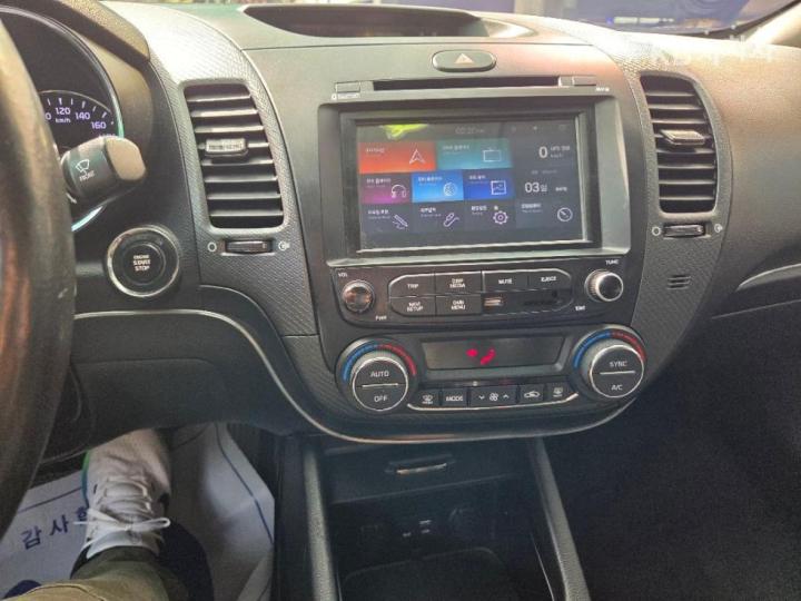 Kia K3 Diesel 1.6 Diesel Trendy E 5