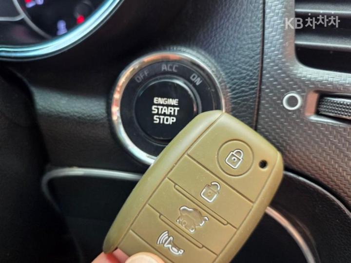 Kia K3 Diesel 1.6 Diesel Trendy E 9