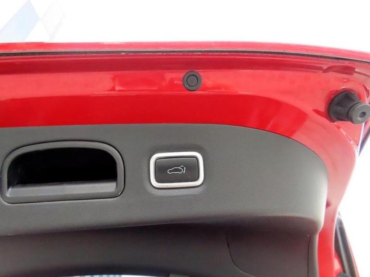 Kia Stinger 2.0 Turbo 2WD Platinum 10