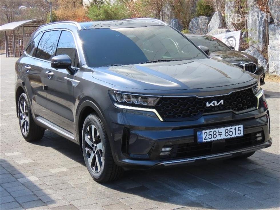 2022 - kia sorento