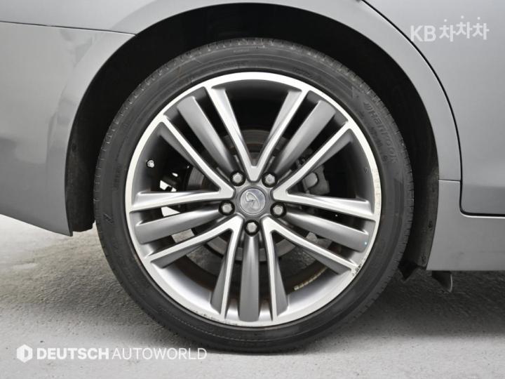 Infiniti Q50 2.2d Premium 6