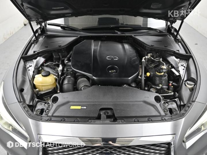 Infiniti Q50 2.2d Premium 7
