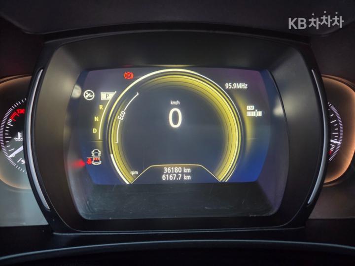 Renault QM6 New 2.0 LPe 2WD PREMIERE 6