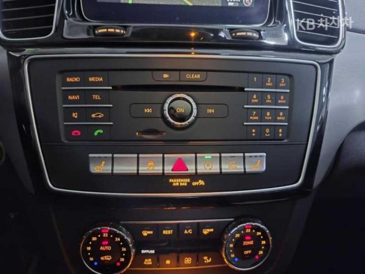 Mercedes-Benz GLE-Class W166 350d 4Matic Coupe 9