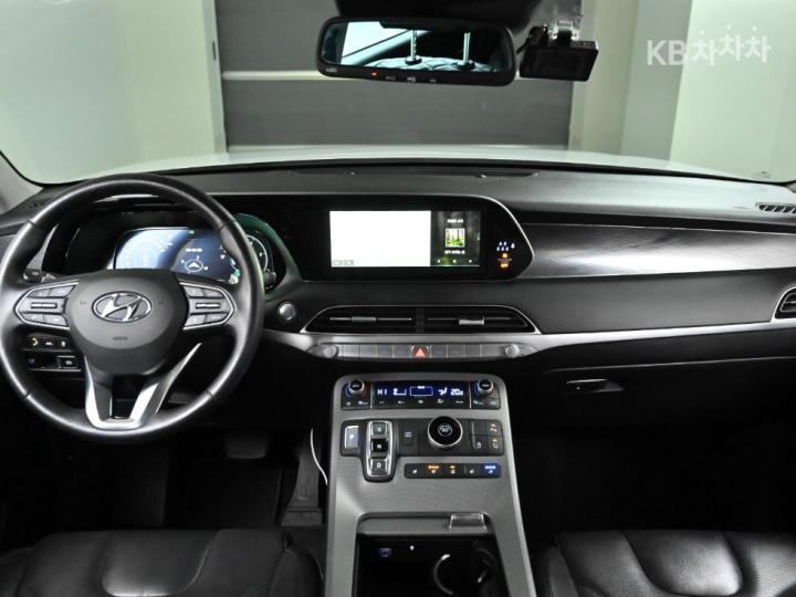 Hyundai Palisade 2.2 Diesel Prestige 8