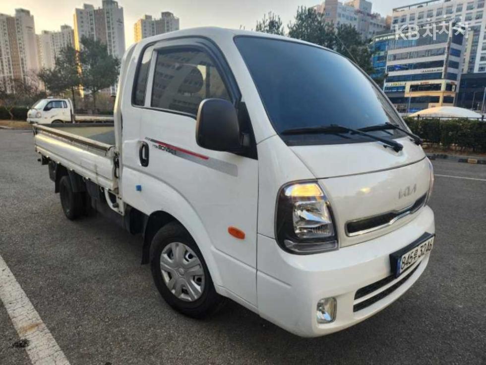 2023 - kia bongo iii