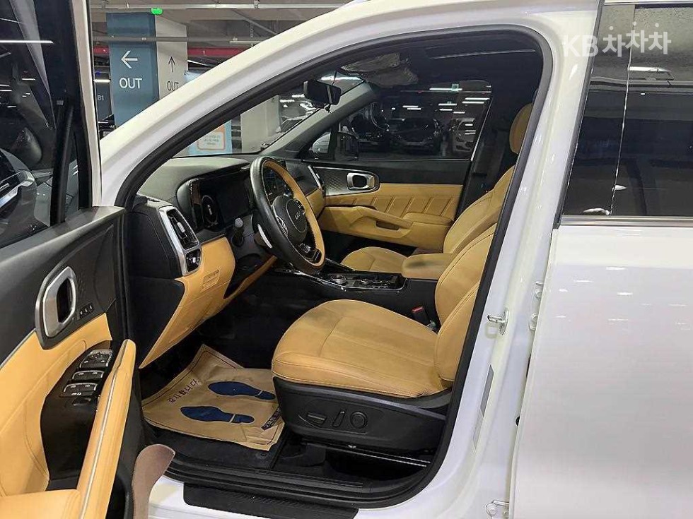 2023 - kia sorento