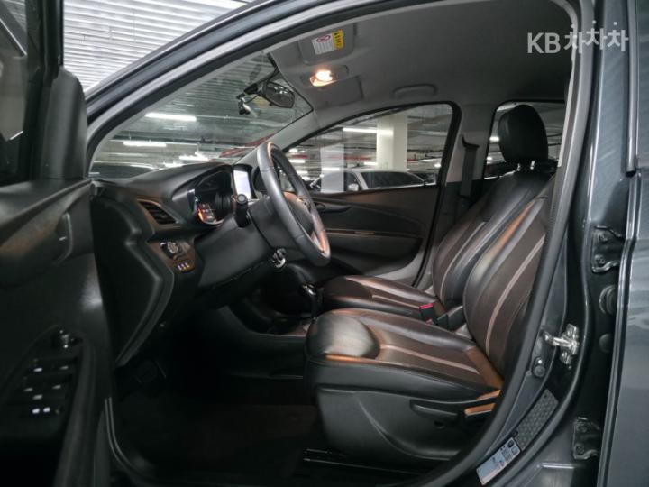 Chevrolet Spark LT Base Type 10