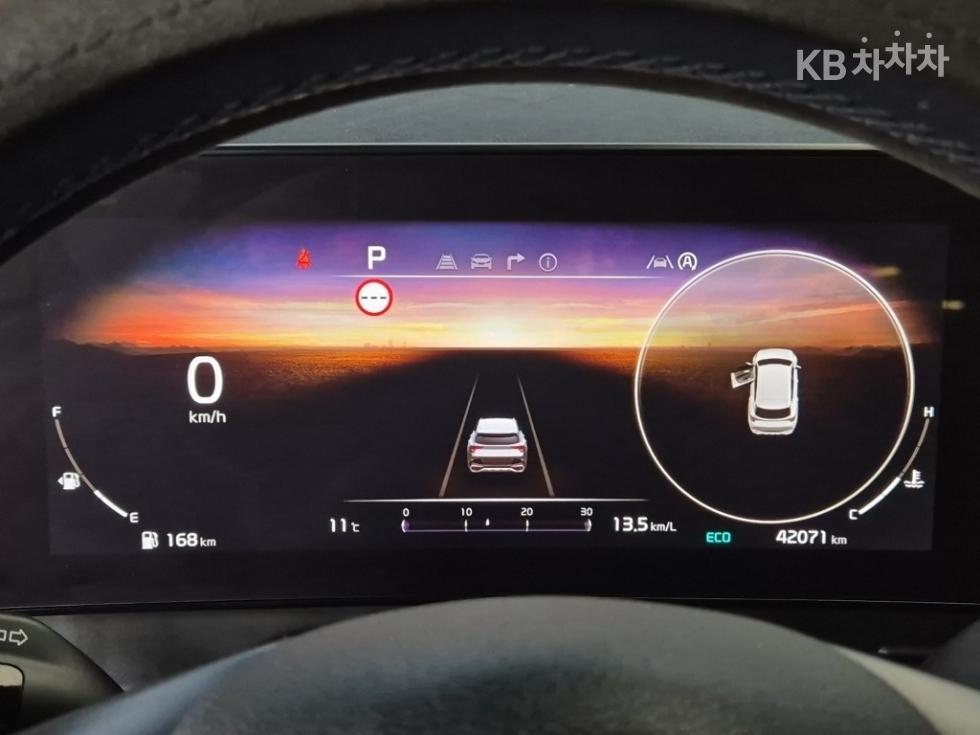 2022 - kia sportage