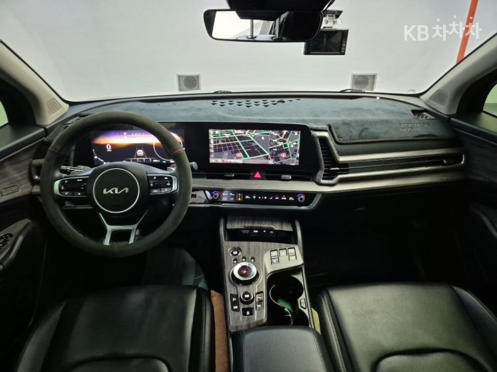 2022 - kia sportage