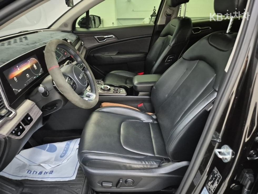 2022 - kia sportage