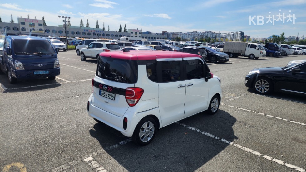 2021 - kia ray