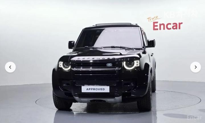 Land Rover Defender L663 110 P400 X