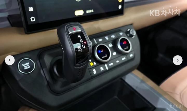 Land Rover Defender L663 110 P400 X 10