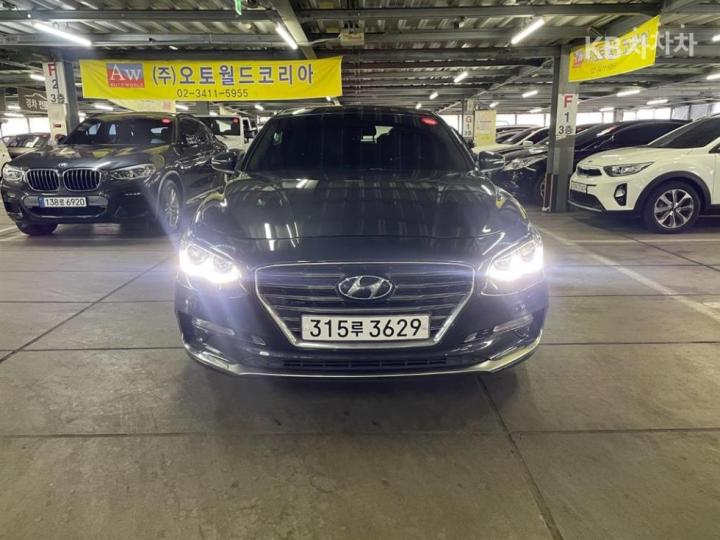Hyundai Grandeur 렌터카 3.0 LPi 모던 — foto 1