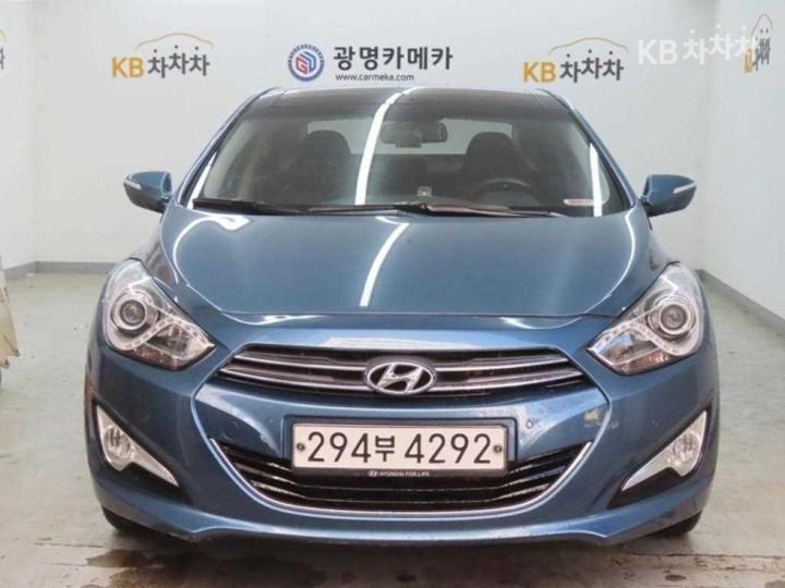 Hyundai i40 Saloon 1.7 VGT MODERN 2