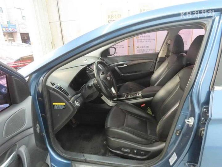 Hyundai i40 Saloon 1.7 VGT MODERN 6