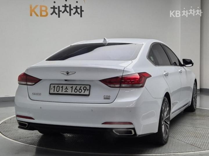 Hyundai Genesis DH G330 Premium AWD 4