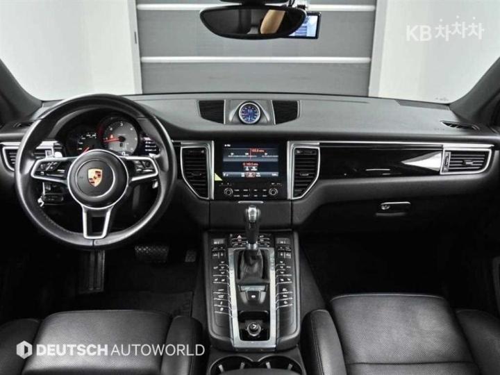 Porsche Macan 3.0 S Diesel 8