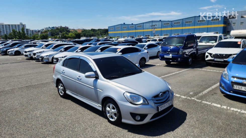 2010 hyundai verna