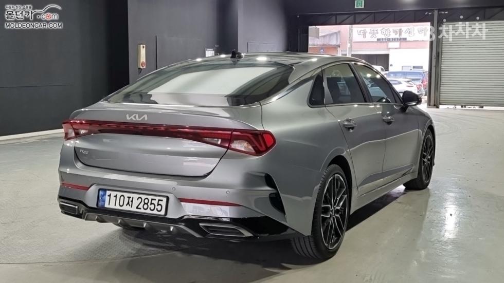 2022 - kia k5