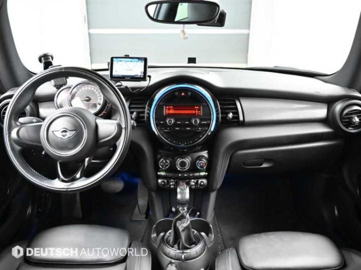 Mini Cooper 1.6 Base Type 8