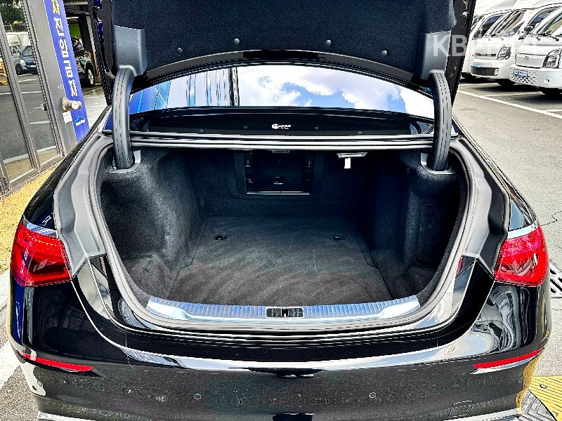 Mercedes-Benz S-klasse — miniaturë 19