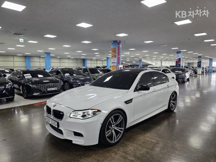 BMW M5 M Series Sedan F10 4