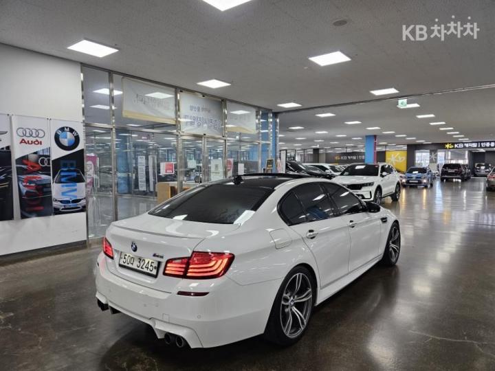 BMW M5 M Series Sedan F10 7