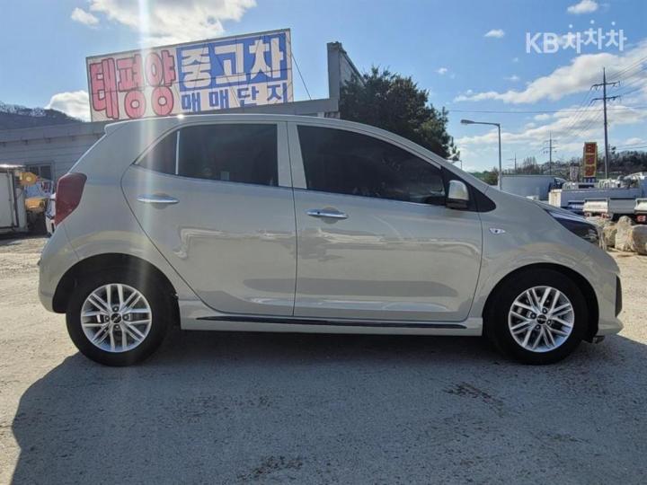 Kia Morning Urban JA 1.0 Gasoline Prestige 6