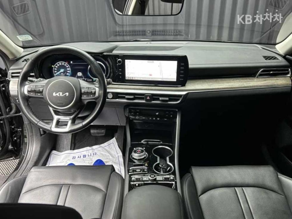 2023 - kia k5