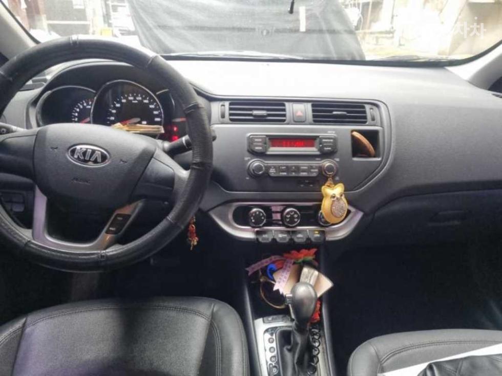 2013 - kia pride