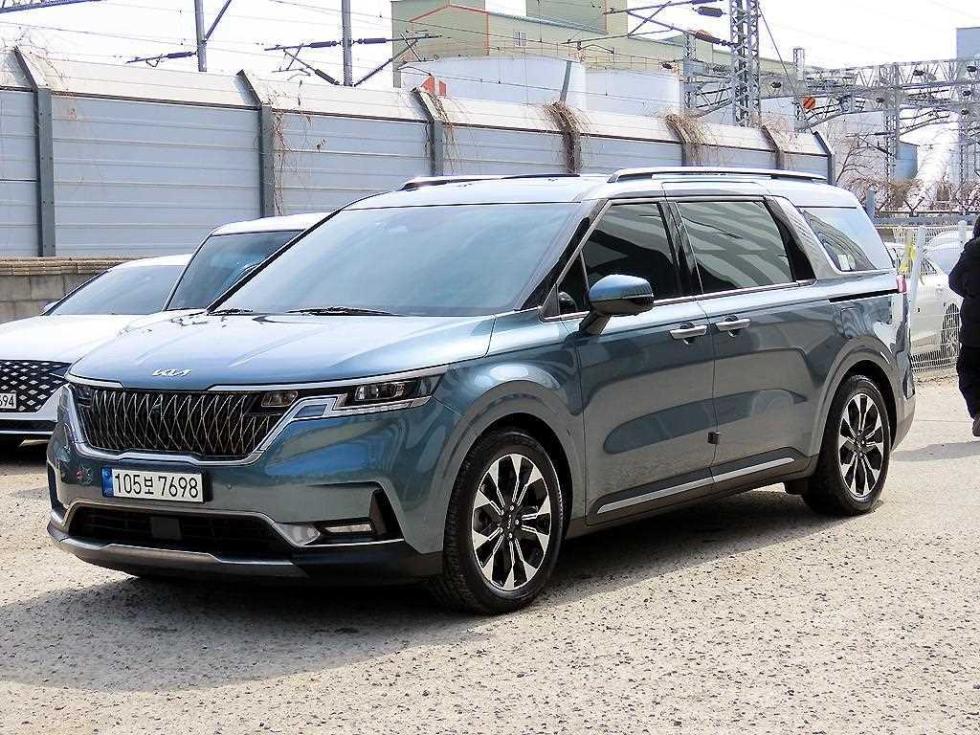 Kia 카니발 4세대 D2.2 7인승 노블레스 - фото 1