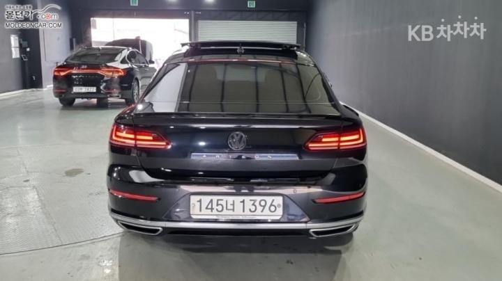 Volkswagen Arteon 2.0 TDI Elegance Prestige 5