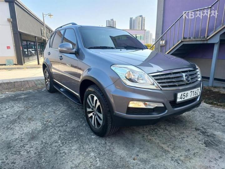 KG Mobility (Ssangyong) Rexton W 4WD RX7 Prestige 4