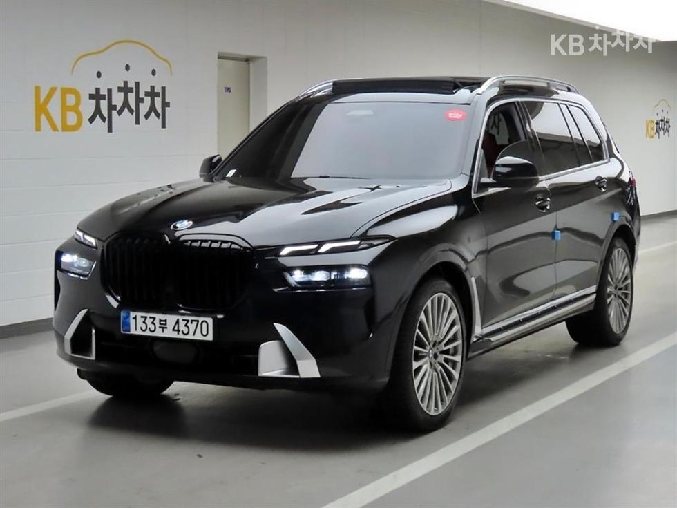 BMW X7 — miniaturë 2