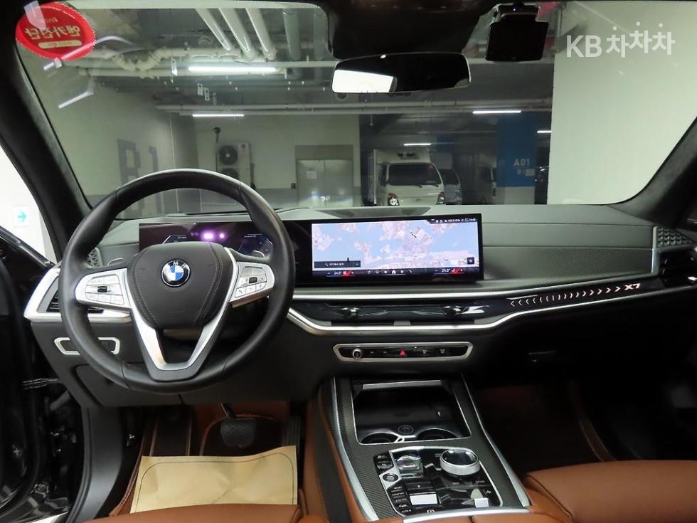 BMW X7 — miniaturë 8
