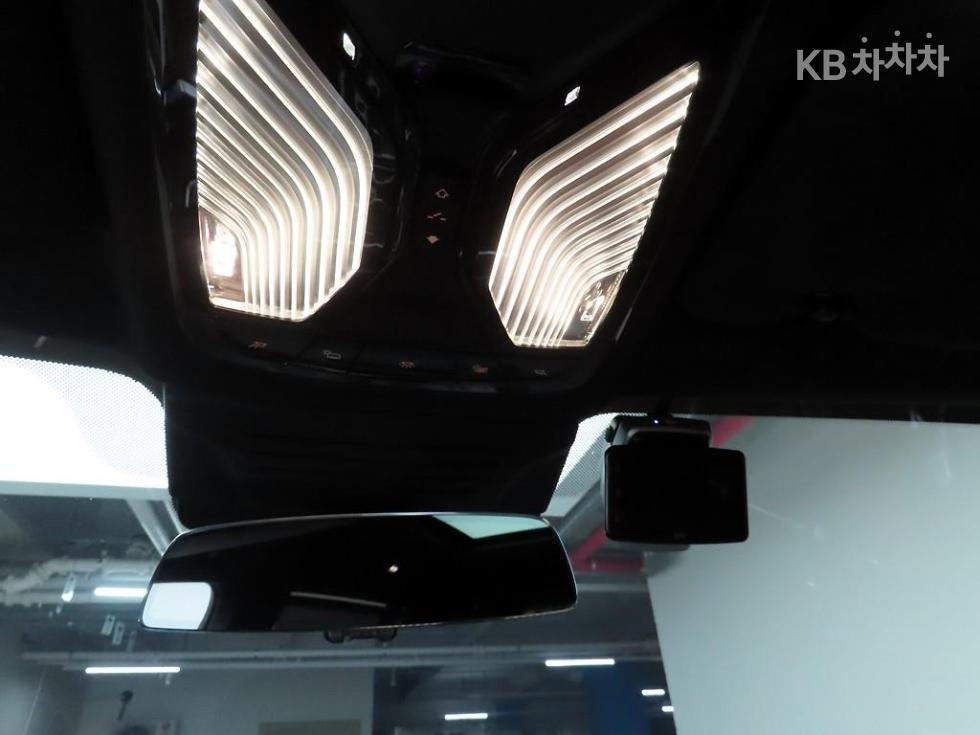 BMW X7 — miniaturë 15