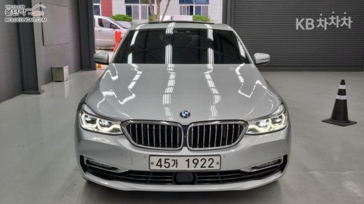 BMW 6 Series GranTurismo 640i xDrive Luxury 4