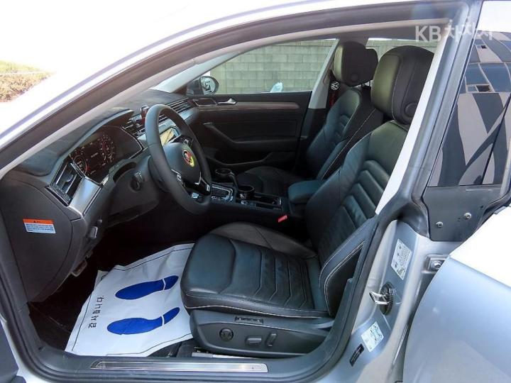 Volkswagen Arteon 2.0 TDI Elegance Prestige 6