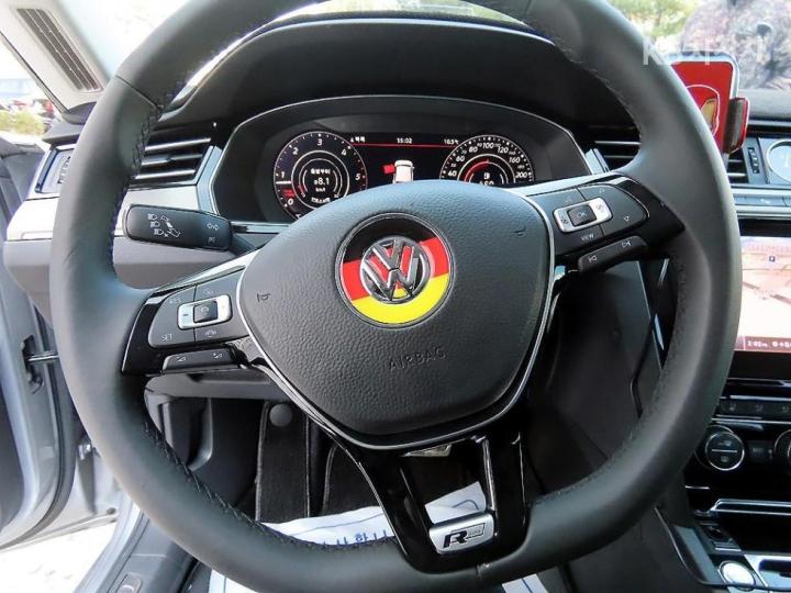 Volkswagen Arteon 2.0 TDI Elegance Prestige 9