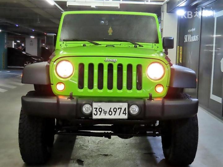 Jeep Wrangler 3.6 Sport JK 3