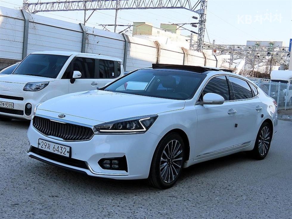 2018 - kia k7